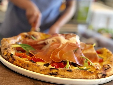 Get 20% Discount on take out pizza