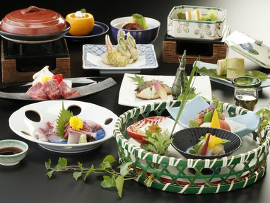 Get a FREE Round of Drink